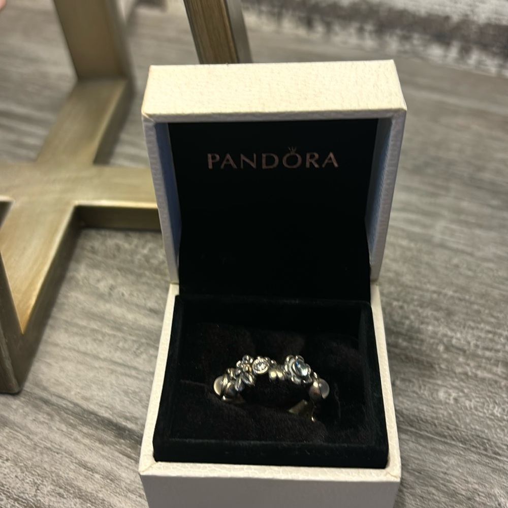 Pandora flower ring